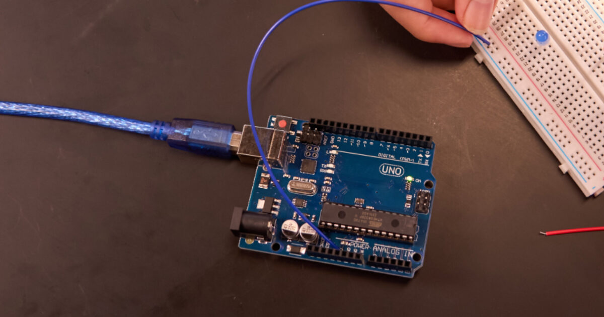 Smart Circuist Module Smart Circuits STEM Lab | Engineering Tomorrow
